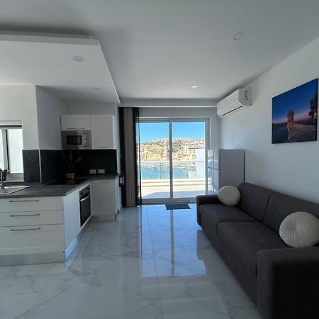 Seaview Setters Penthouse Marsaskala Apartment Luaran gambar