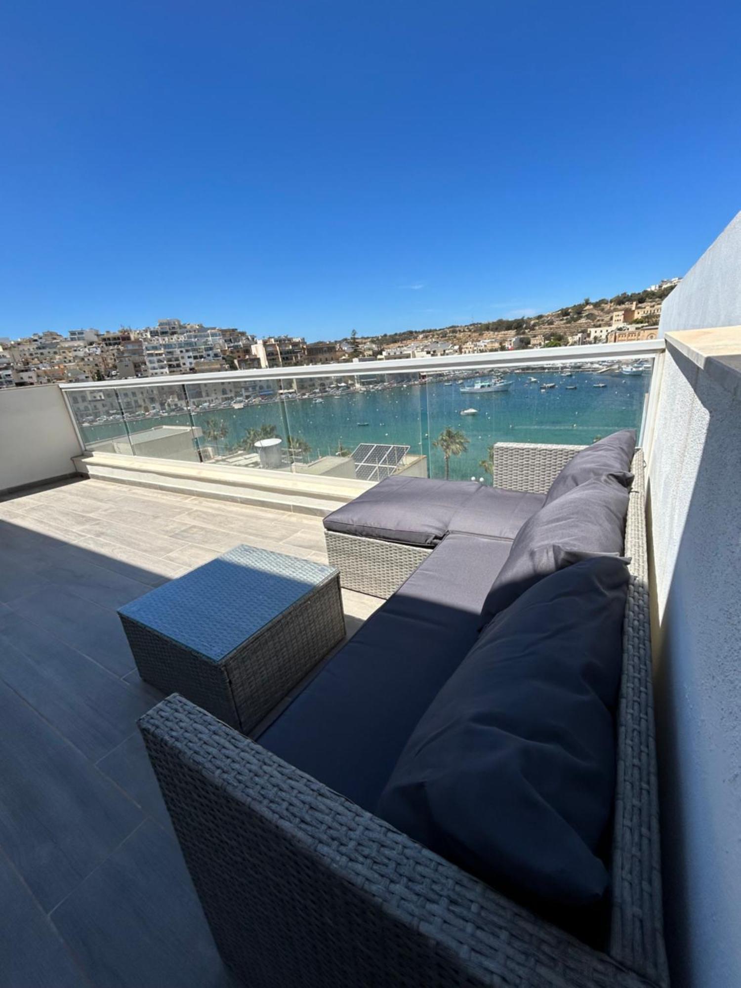 Seaview Setters Penthouse Marsaskala Apartment Luaran gambar